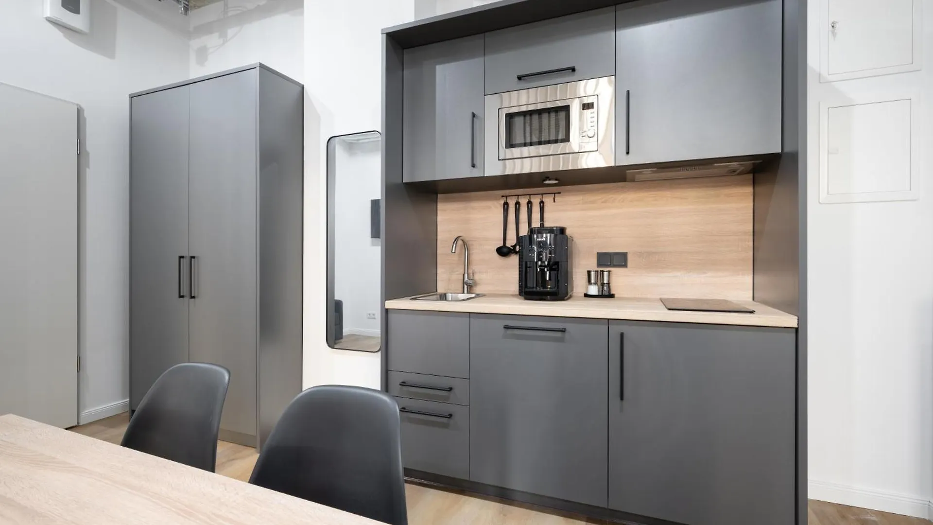 Aparthotel Homaris Apartments Isartor Munich
